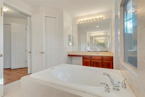 Casa en alquiler en Oviedo, Florida, 4 dormitorios, 241.45 m2 № 1899621 - foto 24
