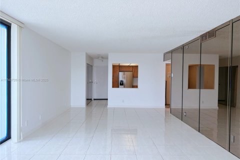 Copropriété à louer à Aventura, Floride: 2 chambres, 107.58 m2 № 1727910 - photo 7