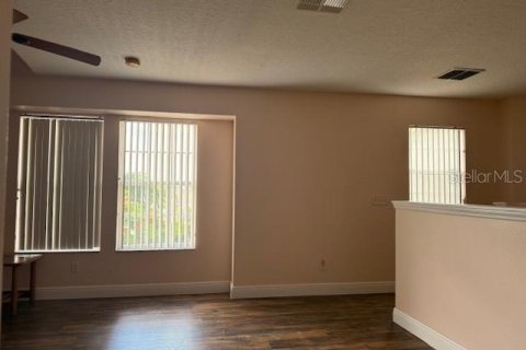 Casa en venta en Orlando, Florida, 4 dormitorios, 221.48 m2 № 2351745 - foto 23