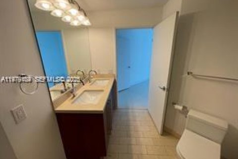 Снять в аренду кондоминиум в Майами, Флорида 2 спальни, 102.84м2, № 2046253 - фото 13