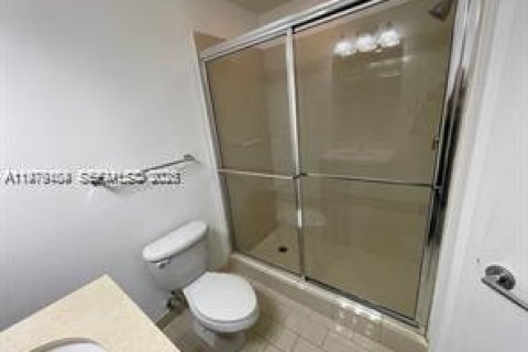 Снять в аренду кондоминиум в Майами, Флорида 2 спальни, 102.84м2, № 2046253 - фото 17