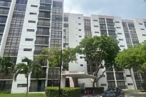 Кондоминиум с 1 спальней в Санни-Айлс-Бич, Флорида № 2031657