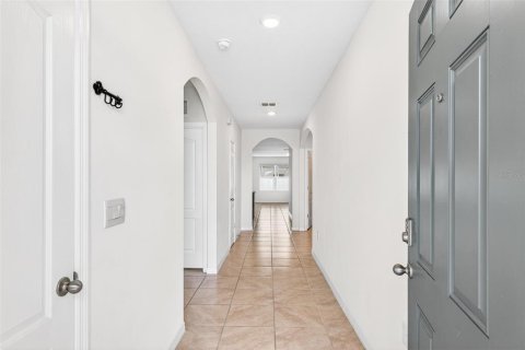 House in Kissimmee, Florida 4 bedrooms, 171.5 sq.m. № 2399178 - photo 5