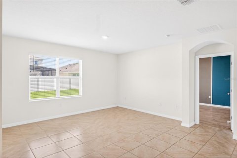 House in Kissimmee, Florida 4 bedrooms, 171.5 sq.m. № 2399178 - photo 21