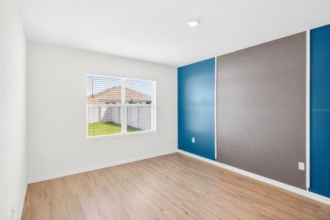House in Kissimmee, Florida 4 bedrooms, 171.5 sq.m. № 2399178 - photo 24