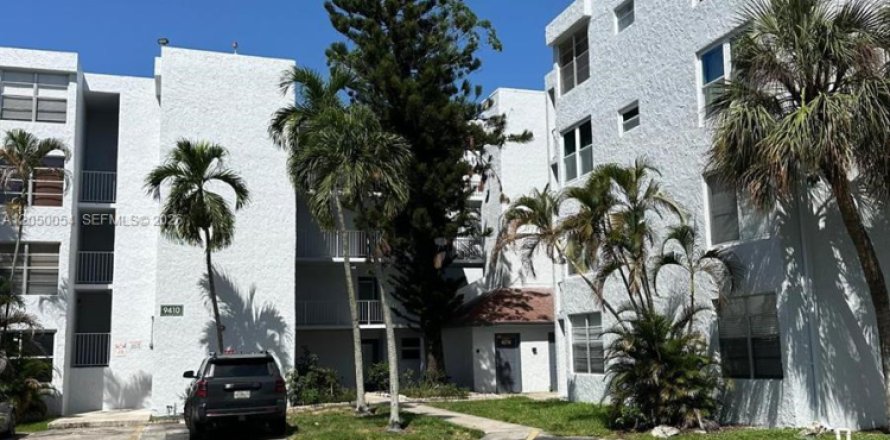 Condo in Davie, Florida, 2 bedrooms № 2249307