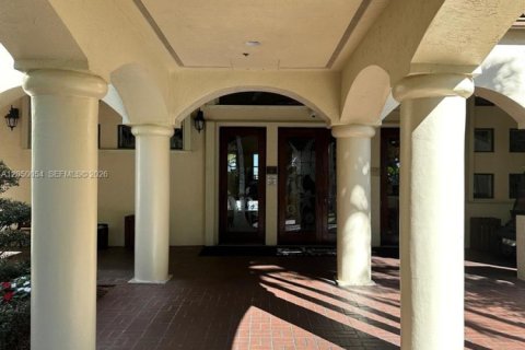 Condo in Davie, Florida, 2 bedrooms № 2249307 - photo 24