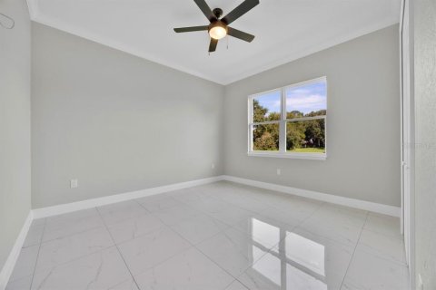 House in Leesburg, Florida 5 bedrooms, 228.63 sq.m. № 1373554 - photo 18