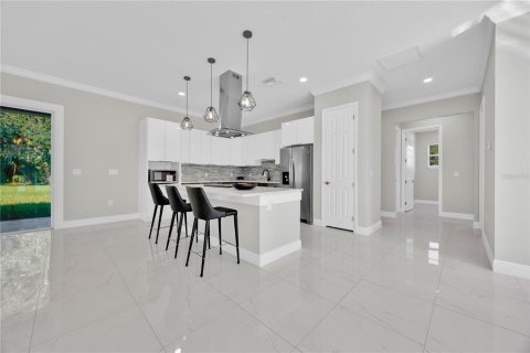 House in Leesburg, Florida 5 bedrooms, 228.63 sq.m. № 1373554 - photo 29