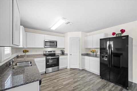 House in Palm Coast, Florida 4 bedrooms, 191.29 sq.m. № 1767904 - photo 7