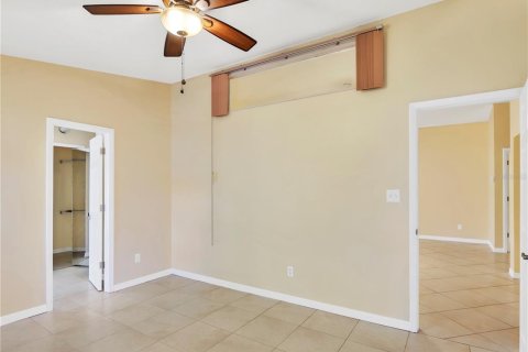 Villa ou maison à vendre à Casselberry, Floride: 2 chambres, 113.06 m2 № 1837504 - photo 10