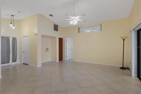 Villa ou maison à vendre à Casselberry, Floride: 2 chambres, 113.06 m2 № 1837504 - photo 6