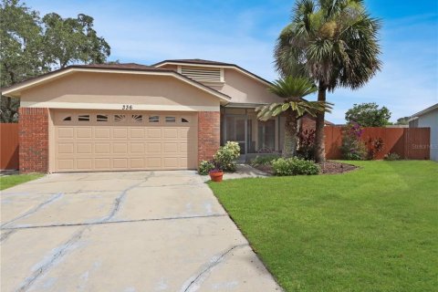 Villa ou maison à vendre à Casselberry, Floride: 2 chambres, 113.06 m2 № 1837504 - photo 1