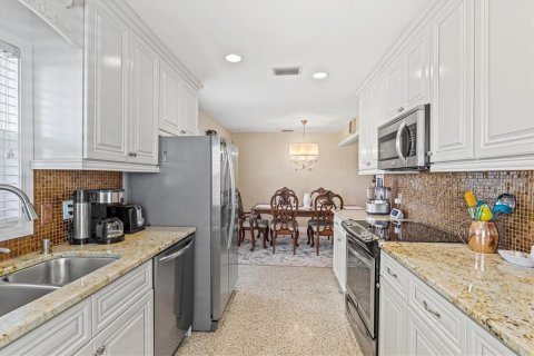 Casa en venta en Bradenton, Florida, 2 dormitorios, 93.65 m2 № 1602000 - foto 19