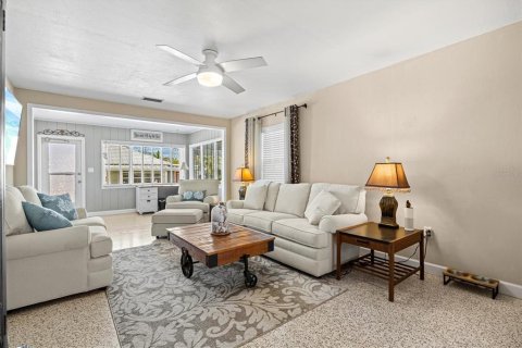 Casa en venta en Bradenton, Florida, 2 dormitorios, 93.65 m2 № 1602000 - foto 13