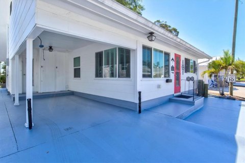 Casa en venta en Bradenton, Florida, 2 dormitorios, 93.65 m2 № 1602000 - foto 6