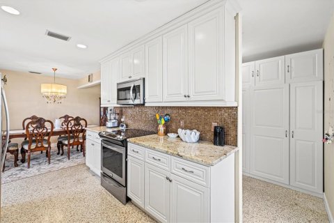 Casa en venta en Bradenton, Florida, 2 dormitorios, 93.65 m2 № 1602000 - foto 18
