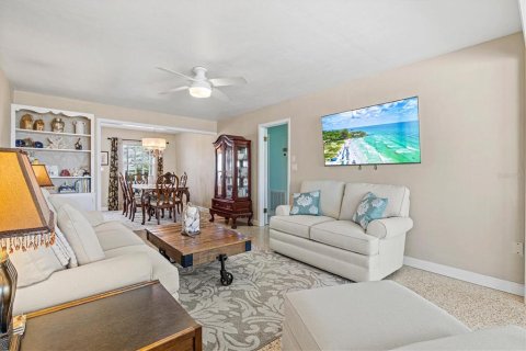 Casa en venta en Bradenton, Florida, 2 dormitorios, 93.65 m2 № 1602000 - foto 11