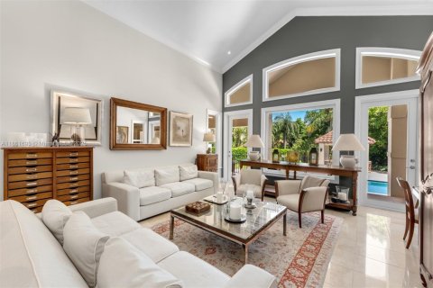 Villa ou maison à vendre à Pinecrest, Floride: 5 chambres, 455.78 m2 № 1925497 - photo 3