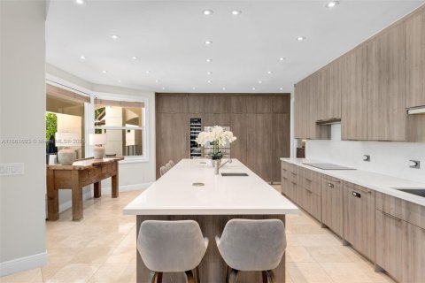 Villa ou maison à vendre à Pinecrest, Floride: 5 chambres, 455.78 m2 № 1925497 - photo 7