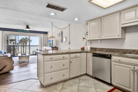 Condominio en alquiler en New Smyrna Beach, Florida, 2 dormitorios, 93.83 m2 № 1417905 - foto 6