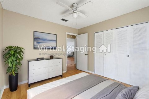 House in Dunnellon, Florida 3 bedrooms, 116.31 sq.m. № 2239046 - photo 7