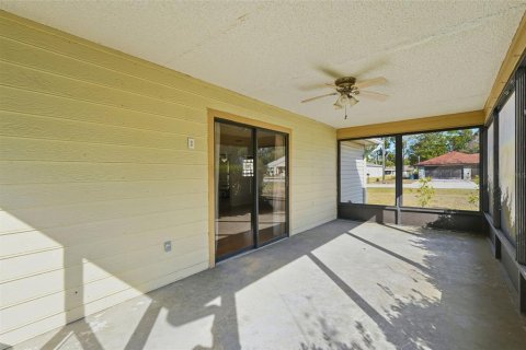 House in Dunnellon, Florida 3 bedrooms, 116.31 sq.m. № 2239046 - photo 30