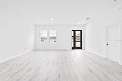 Villa ou maison à vendre à Ocala, Floride: 4 chambres, 189.52 m2 № 2234213 - photo 5