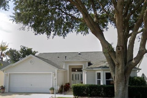 House in The Villages, Florida 3 bedrooms, 189.89 sq.m. № 1421385 - photo 1