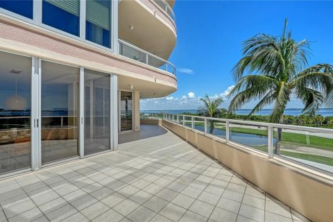 Купить кондоминиум в Лонгбоут-Ки, Флорида 9 комнат, 271.74м2, № 1907315 - фото 15