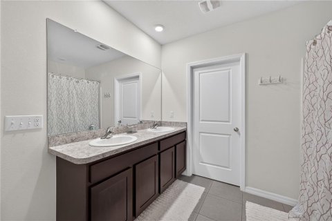 Casa en venta en Odessa, Florida, 5 dormitorios, 242.01 m2 № 2358847 - foto 18