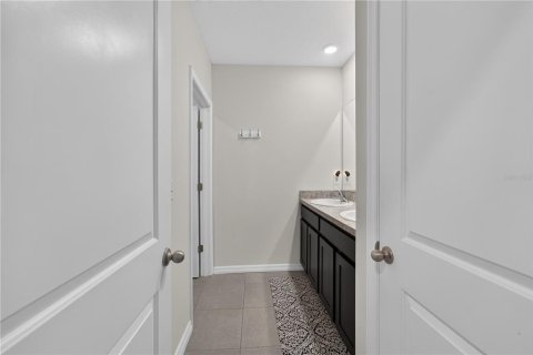Casa en venta en Odessa, Florida, 5 dormitorios, 242.01 m2 № 2358847 - foto 22