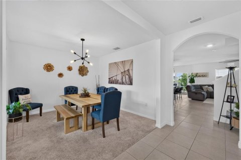 Casa en venta en Odessa, Florida, 5 dormitorios, 242.01 m2 № 2358847 - foto 3