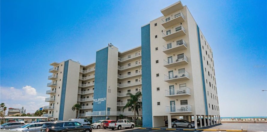 Condo à Madeira Beach, Floride, 2 chambres № 1882772