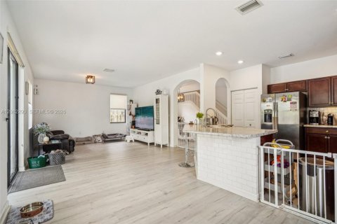 House in Homestead, Florida 4 bedrooms, 244.33 sq.m. № 2244483 - photo 27