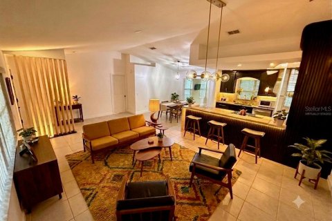 Casa en venta en Deltona, Florida, 3 dormitorios, 163.14 m2 № 2157117 - foto 9