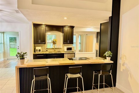 Casa en venta en Deltona, Florida, 3 dormitorios, 163.14 m2 № 2157117 - foto 11