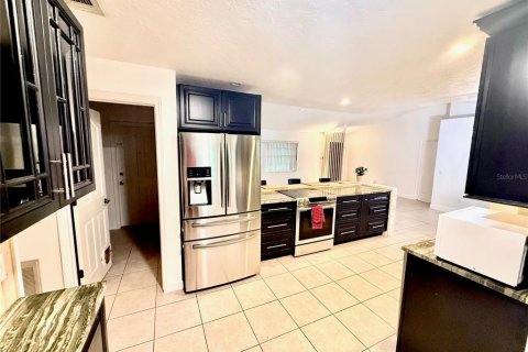 Casa en venta en Deltona, Florida, 3 dormitorios, 163.14 m2 № 2157117 - foto 15