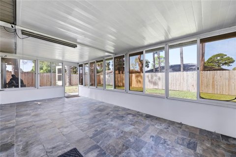 House in PORT ST. JOHN in Cocoa, Florida 3 bedrooms, 135.27 sq.m. № 2166632 - photo 26