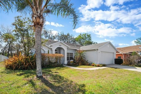 House in Hudson, Florida 3 bedrooms, 159.51 sq.m. № 2092115 - photo 22