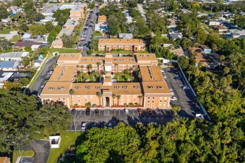 Condominio en venta en Largo, Florida, 2 dormitorios, 106.93 m2 № 2113600 - foto 7