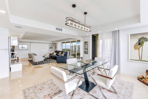 Купить кондоминиум в Майами, Флорида 3 спальни, 255.39м2, № 2058305 - фото 3