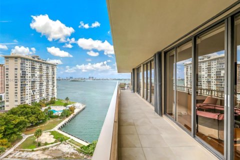 Купить кондоминиум в Майами, Флорида 3 спальни, 255.39м2, № 2058305 - фото 8