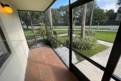 Condominio en alquiler en Weston, Florida, 2 dormitorios, 114.36 m2 № 2077972 - foto 27
