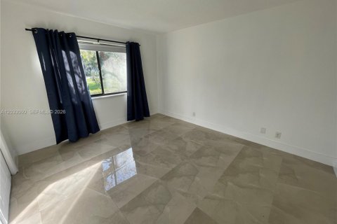Condominio en alquiler en Weston, Florida, 2 dormitorios, 114.36 m2 № 2077972 - foto 17