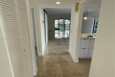 Condominio en alquiler en Weston, Florida, 2 dormitorios, 114.36 m2 № 2077972 - foto 10
