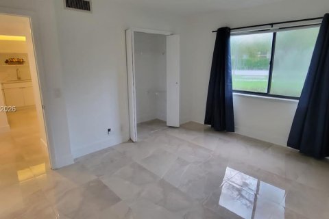 Condominio en alquiler en Weston, Florida, 2 dormitorios, 114.36 m2 № 2077972 - foto 5