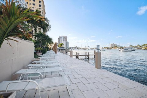 Condo in Fort Lauderdale, Florida, 2 bedrooms № 2081745 - photo 29