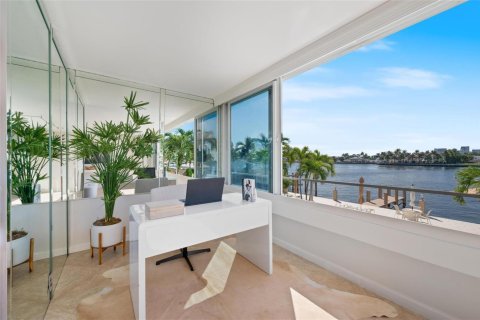 Condo in Fort Lauderdale, Florida, 2 bedrooms № 2081745 - photo 14