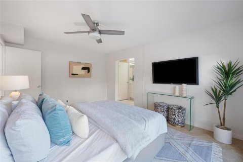 Condo in Fort Lauderdale, Florida, 2 bedrooms № 2081745 - photo 21